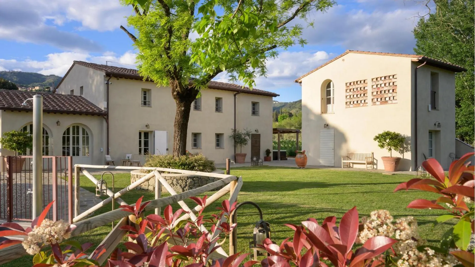 Awesome Home In Massa E Cozzile With Private Swimming Pool, Can Be Inside Or Outside