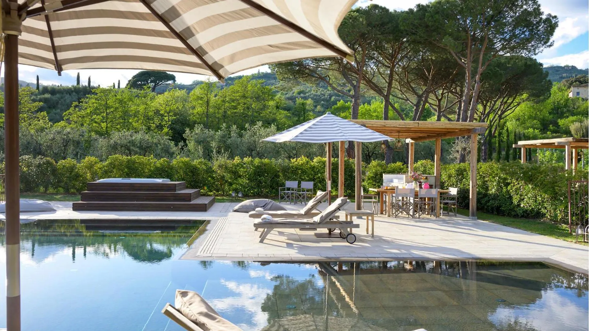 Awesome Home In Massa E Cozzile With Private Swimming Pool, Can Be Inside Or Outside Italy