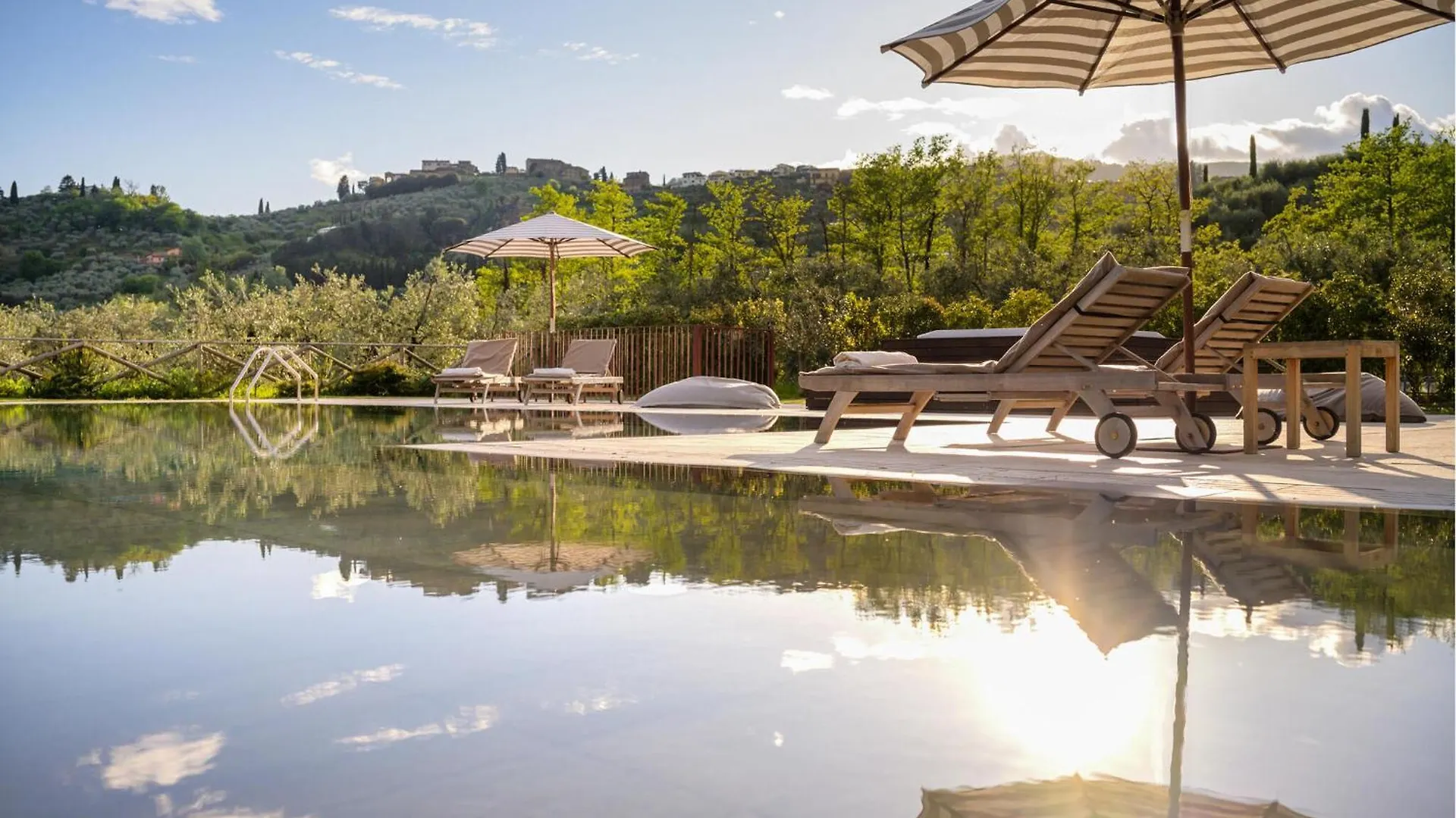 Awesome Home In Massa E Cozzile With Private Swimming Pool, Can Be Inside Or Outside